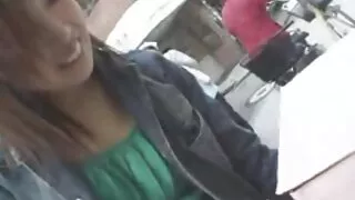 Raguotas gydytojas ir jauna vienuolė