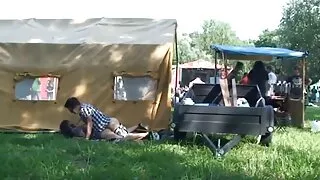 Meilužis naktį galėjo patenkinti Busty Moteris