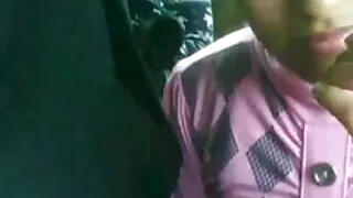 Busty striptizo pasidavė aistringai kliento lovoje