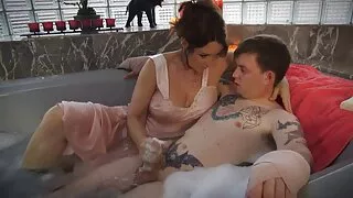 Jis sutiko pasiduoti masažuotojui ir jo draugui