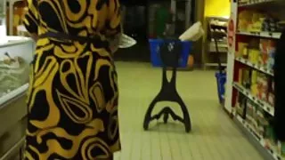Vaikinas pakliuvom mergina ir jos aistringas MILF
