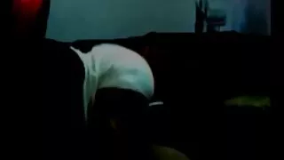 Mergina davė sklandžiai pūlingas barzdotas draugas