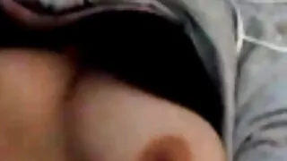 Ant sofos vyras fuck Plaukuotas Pūlingas Latina